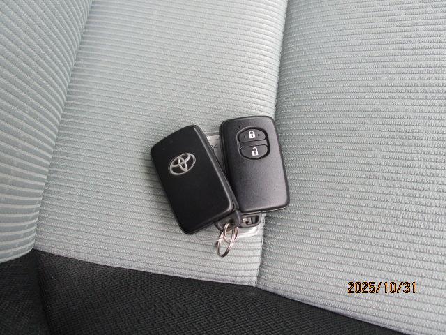 アクア Ｓ　ナビ　ワンセグ　Ｂカメラ　社外ＥＴＣ　ＰＳ　ＰＷ　ＡＢＳ（16枚目）