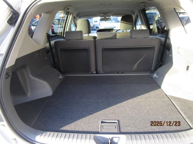 プリウスアルファ Ｓ　ナビ　ワンセグ　Ｂカメラ　ＥＴＣ　ＡＷ　ＰＳ　ＰＷ　ＡＢＳ（9枚目）