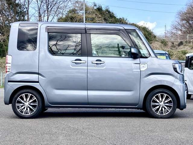 Ｘ　ファインセレクションＳＡ　４ＷＤ　４ＷＤ／スマートアシスト／両側スライド片側電動ドア／純正ナビ／ＤＶＤ／Ｂｌｕｅｔｏｏｔｈ／バックカメラ／ＬＥＤヘッドライト／シートヒーター／ＥＴＣ／ベンチシート／禁煙車／定期点検記録簿／１年保証付き／(8枚目)