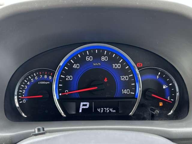 エブリイワゴン ＰＺターボスペシャル　４ＷＤ　４ＷＤ／ワンオーナー／禁煙車／衝突被害軽減ブレーキ／両側電動スライドドア／シートヒーター／スマートキー／ＥＴＣ／フルセグナビ／Ｂｌｕｅｔｏｏｔｈ対応／バックカメラ／ＨＩＤヘッドライト／ベンチシート／（31枚目）