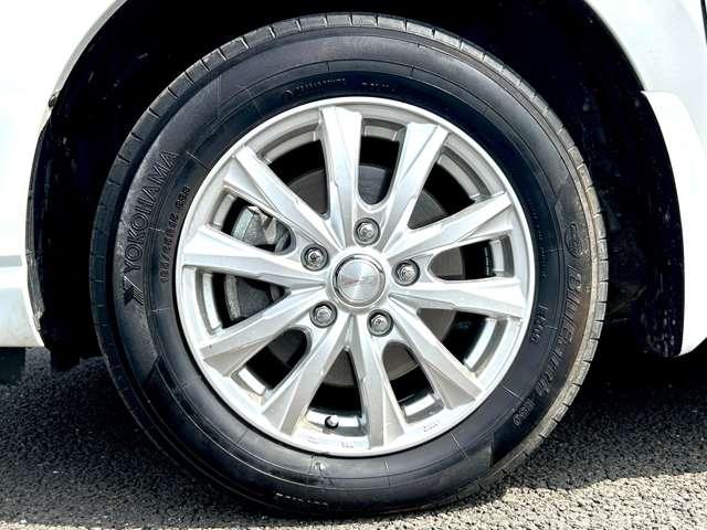 フリード＋ハイブリッド ハイブリッドＧ・ホンダセンシング　４ＷＤ　４ＷＤ／ホンダセンシング／アダブティブクルーズコントロール／ギャザーズナビ／フルセグＴＶ／ＤＶＤ／Ｂｌｕｅｔｏｏｔｈ対応／バックカメラ／ＬＥＤヘッドライト／オートライト／シートヒーター／純正ＥＴＣ／（11枚目）