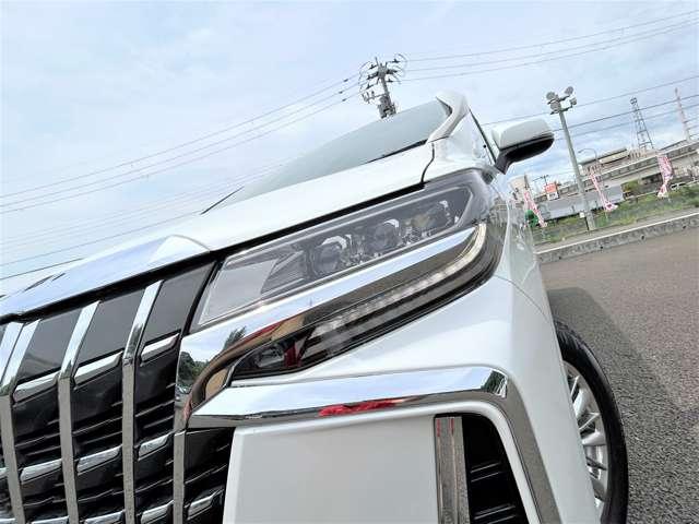 アルファードハイブリッド ＳＲ　４ＷＤ　４ＷＤ／禁煙車／セーフティセンス／アダブティブクルーズコントロール／純正ナビ／フルセグＴＶ／ＤＶＤ／Ｂｌｕｅｔｏｏｔｈ対応／バックカメラ／フリップダウンモニター／スマートキー／ＥＴＣ２．０／（13枚目）