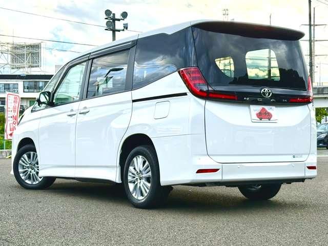 ノア ２．０Ｓ－ＧウェルＣ車いす仕様車ＩＩ３ｒｄシート無　ワンオーナー／禁煙車／衝突被害軽減ブレーキ／アダブティブクルーズコントロール／両側スライド片側電動ドア／ナビ／Ｂｌｕｅｔｏｏｔｈ対応／バックカメラ／ＬＥＤヘッドライト／スマートキー／電動スロープ／（7枚目）