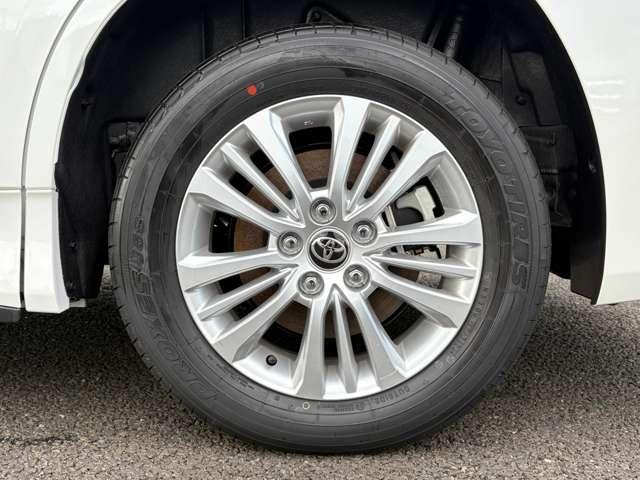 ノア ２．０Ｓ－ＧウェルＣ車いす仕様車ＩＩ３ｒｄシート無　ワンオーナー／禁煙車／衝突被害軽減ブレーキ／アダブティブクルーズコントロール／両側スライド片側電動ドア／ナビ／Ｂｌｕｅｔｏｏｔｈ対応／バックカメラ／ＬＥＤヘッドライト／スマートキー／電動スロープ／（11枚目）
