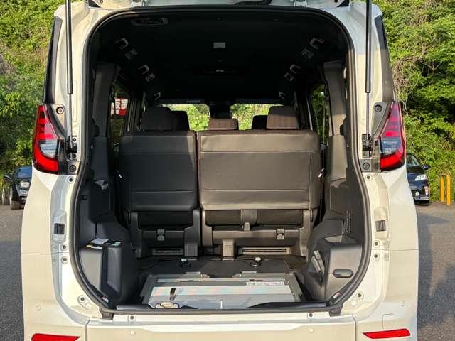 ノア ２．０Ｓ－ＧウェルＣ車いす仕様車ＩＩ３ｒｄシート無　ワンオーナー／禁煙車／衝突被害軽減ブレーキ／アダブティブクルーズコントロール／両側スライド片側電動ドア／ナビ／Ｂｌｕｅｔｏｏｔｈ対応／バックカメラ／ＬＥＤヘッドライト／スマートキー／電動スロープ／（24枚目）