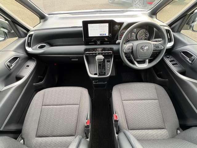 ノア ２．０Ｓ－ＧウェルＣ車いす仕様車ＩＩ３ｒｄシート無　ワンオーナー／禁煙車／衝突被害軽減ブレーキ／アダブティブクルーズコントロール／両側スライド片側電動ドア／ナビ／Ｂｌｕｅｔｏｏｔｈ対応／バックカメラ／ＬＥＤヘッドライト／スマートキー／電動スロープ／（29枚目）
