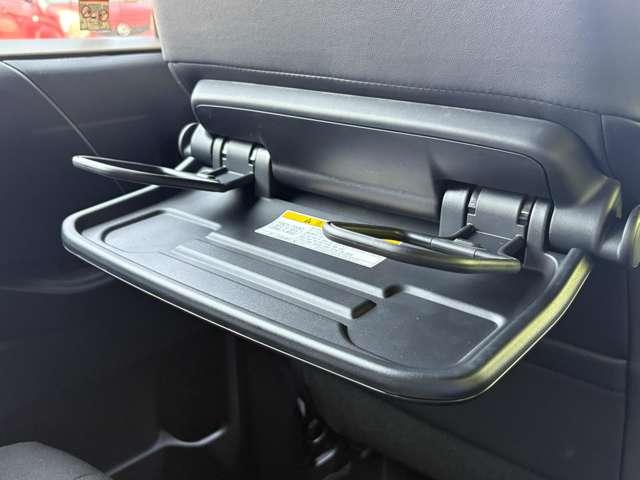 ノア ２．０Ｓ－ＧウェルＣ車いす仕様車ＩＩ３ｒｄシート無　ワンオーナー／禁煙車／衝突被害軽減ブレーキ／アダブティブクルーズコントロール／両側スライド片側電動ドア／ナビ／Ｂｌｕｅｔｏｏｔｈ対応／バックカメラ／ＬＥＤヘッドライト／スマートキー／電動スロープ／（45枚目）
