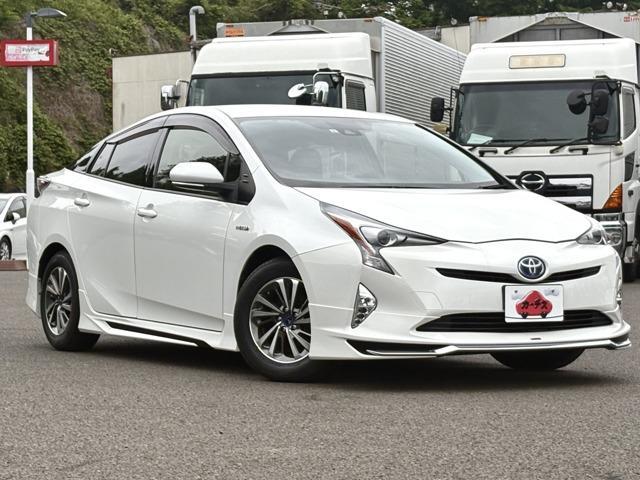 プリウス Ｓ　禁煙車／モデリスタエアロ／衝突被害軽減ブレーキ／アダブティブクルーズコントロール／純正ナビ／フルセグＴＶ／Ｂｌｕｅｔｏｏｔｈ／バックカメラ／ＬＥＤヘッドライト／スマートキー／ＥＴＣ／オートエアコン／（4枚目）
