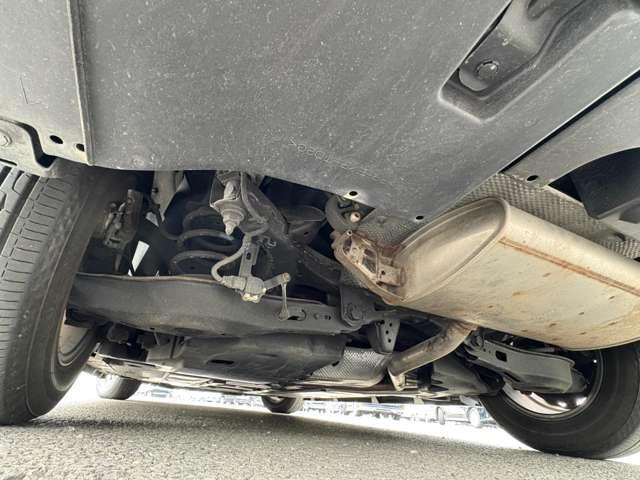 プリウス Ｓ　禁煙車／モデリスタエアロ／衝突被害軽減ブレーキ／アダブティブクルーズコントロール／純正ナビ／フルセグＴＶ／Ｂｌｕｅｔｏｏｔｈ／バックカメラ／ＬＥＤヘッドライト／スマートキー／ＥＴＣ／オートエアコン／（29枚目）