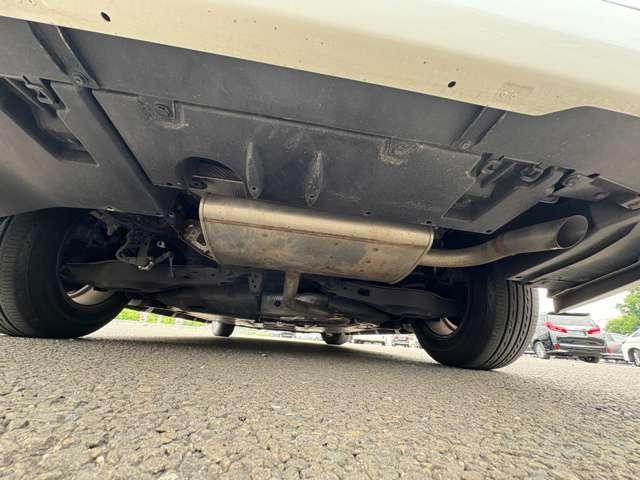 プリウス Ｓ　禁煙車／モデリスタエアロ／衝突被害軽減ブレーキ／アダブティブクルーズコントロール／純正ナビ／フルセグＴＶ／Ｂｌｕｅｔｏｏｔｈ／バックカメラ／ＬＥＤヘッドライト／スマートキー／ＥＴＣ／オートエアコン／（30枚目）