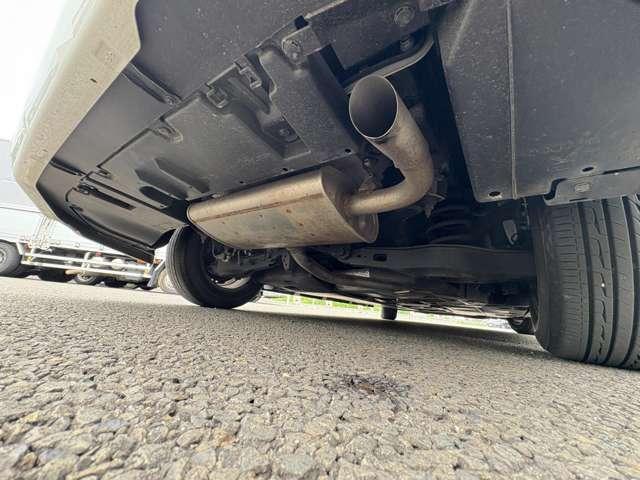 プリウス Ｓ　禁煙車／モデリスタエアロ／衝突被害軽減ブレーキ／アダブティブクルーズコントロール／純正ナビ／フルセグＴＶ／Ｂｌｕｅｔｏｏｔｈ／バックカメラ／ＬＥＤヘッドライト／スマートキー／ＥＴＣ／オートエアコン／（31枚目）