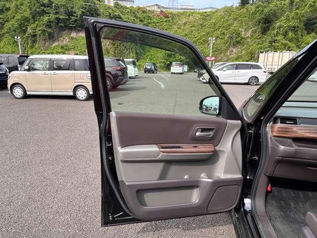 フリード Ｇ・ホンダセンシング　禁煙車／ホンダセンシング／アダブティブクルーズコントロール／ギャザーズナビ／フルセグＴＶ／ＤＶＤ／Ｂｌｕｅｔｏｏｔｈ／バックカメラ／ＬＥＤヘッドライト／オートライト／両側パワースライドドア／ＥＴＣ／（43枚目）