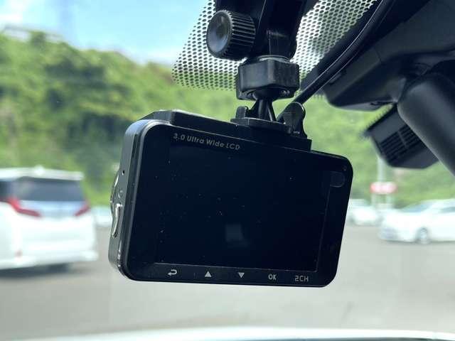 ＣＴ ＣＴ２００ｈ　バージョンＣ　禁煙車／サンルーフ／クルーズコントロール／シートヒーター／純正ナビ／フルセグＴＶ／ＤＶＤ／バックカメラ／ＬＥＤヘッドライト／オートライト／純正アルミ／ビルトインＥＴＣ／スマートキー／障害物センサー／（48枚目）
