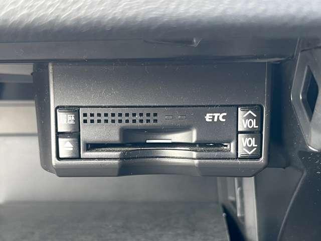 ＣＴ ＣＴ２００ｈ　バージョンＣ　禁煙車／サンルーフ／クルーズコントロール／シートヒーター／純正ナビ／フルセグＴＶ／ＤＶＤ／バックカメラ／ＬＥＤヘッドライト／オートライト／純正アルミ／ビルトインＥＴＣ／スマートキー／障害物センサー／（53枚目）