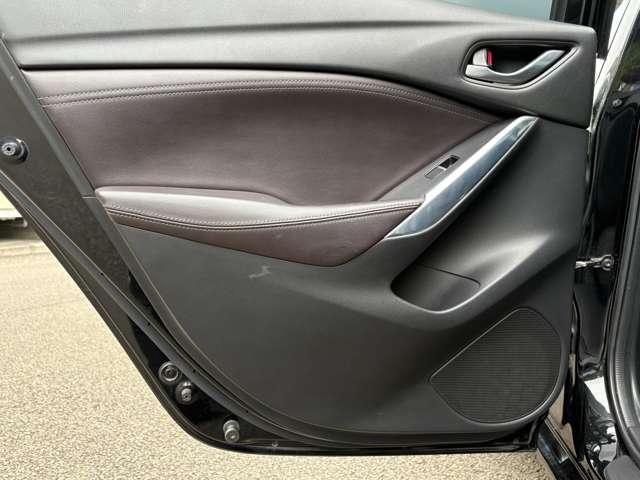 アテンザセダン ＸＤ　Ｌパッケージ　禁煙車／衝突被害軽減ブレーキ／アダブティブクルーズコントロール／ＢＳＭ／レザーシート／スマートキー／ＥＴＣ／フルセグナビ／Ｂｌｕｅｔｏｏｔｈ／バックカメラ／ＨＩＤヘッドライト／パワーシート／パワステ／（46枚目）