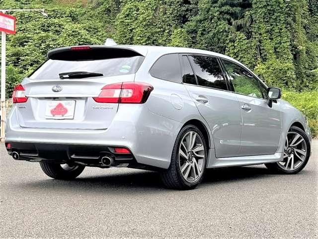 レヴォーグ １．６ＧＴアイサイト　Ｓスタイル　４ＷＤ　４ＷＤ／ワンオーナー／禁煙車／アイサイト３／アドバンスドセイフティパッケージ／アダブティブクルーズコントロール／純正ストラーダナビ／フルセグＴＶ／ＤＶＤ／Ｂｌｕｅｔｏｏｔｈ／バックカメラ／パワステ／（5枚目）