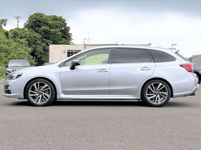 レヴォーグ １．６ＧＴアイサイト　Ｓスタイル　４ＷＤ　４ＷＤ／ワンオーナー／禁煙車／アイサイト３／アドバンスドセイフティパッケージ／アダブティブクルーズコントロール／純正ストラーダナビ／フルセグＴＶ／ＤＶＤ／Ｂｌｕｅｔｏｏｔｈ／バックカメラ／パワステ／（9枚目）