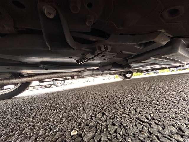 レヴォーグ １．６ＧＴアイサイト　Ｓスタイル　４ＷＤ　４ＷＤ／ワンオーナー／禁煙車／アイサイト３／アドバンスドセイフティパッケージ／アダブティブクルーズコントロール／純正ストラーダナビ／フルセグＴＶ／ＤＶＤ／Ｂｌｕｅｔｏｏｔｈ／バックカメラ／パワステ／（29枚目）