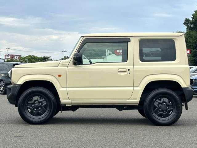 ジムニー ６６０ＸＬ　４名　ワンオーナー車！４ＷＤ！禁煙車！衝突被害軽減ブレーキ！オートライト！シートヒーター！キーレスプッシュスタートシステム！アイドリングストップ！レーンキープアシスト！横滑り防止装置！純正アルミホイール！（8枚目）