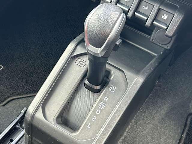 ジムニー ６６０ＸＬ　４名　ワンオーナー車！４ＷＤ！禁煙車！衝突被害軽減ブレーキ！オートライト！シートヒーター！キーレスプッシュスタートシステム！アイドリングストップ！レーンキープアシスト！横滑り防止装置！純正アルミホイール！（41枚目）