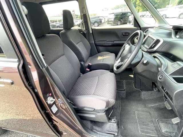 ソリオ １．２Ｇ　５名　禁煙車！ＳＤナビ！バックカメラ！Ｂｌｕｅｔｏｏｔｈオーディオ！ＥＴＣ！左側パワースライドドア！シートヒーター！スマートキー＆プッシュスタート！Ｗエアバック！コーナーセンサー！ＡＢＳ！横滑り防止装置！（13枚目）