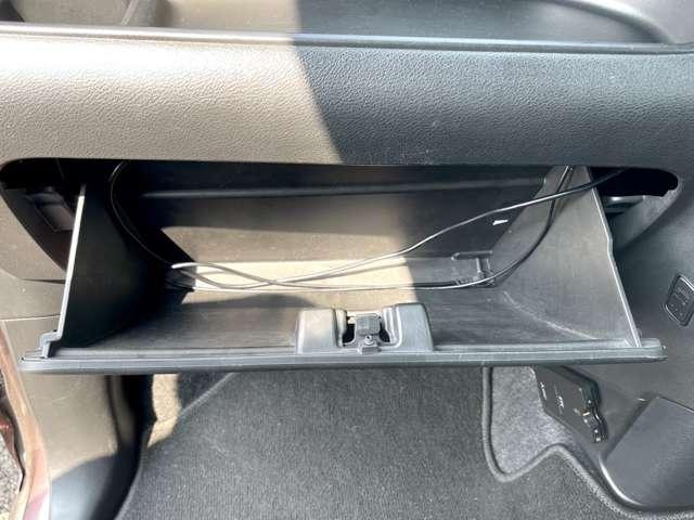 ソリオ １．２Ｇ　５名　禁煙車！ＳＤナビ！バックカメラ！Ｂｌｕｅｔｏｏｔｈオーディオ！ＥＴＣ！左側パワースライドドア！シートヒーター！スマートキー＆プッシュスタート！Ｗエアバック！コーナーセンサー！ＡＢＳ！横滑り防止装置！（38枚目）