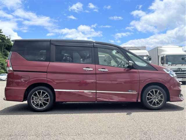 セレナ ハイウェイスター　４ＷＤ　４ＷＤ／禁煙車／衝突被害軽減ブレーキ／ハンズフリーオートスライドドア／フリップタウンモニター／クルーズコントロール／全周囲カメラ／フルセグナビ／Ｂｌｕｅｔｏｏｔｈ／ＬＥＤヘッドライト／スマートキー／（8枚目）
