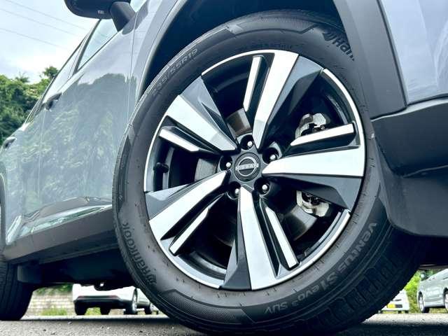 エクストレイル Ｇ　ｅ－４ＯＲＣＥ　４ＷＤ　４ＷＤ／禁煙車／２トーンルーフ／３６０度セーフティアシスト／プロパイロット／タンナッパ革シート／純正ナビ／フルセグＴＶ／Ｂｌｕｅｔｏｏｔｈ対応／インテリジェントアラウンドビューモニター＆ルームミラー／（10枚目）