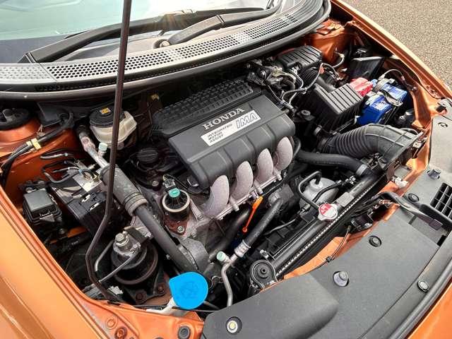ＣＲ－Ｚ １．５アルファ　ワンオーナー！禁煙車！オートクルーズコントロール！純正ＨＤＤナビ！バックモニター！フルセグＴＶ！ＥＴＣ！スマートキー！アイドリングストップ！横滑り防止装置！ＨＩＤヘッドライト！１６インチアルミホイール（24枚目）