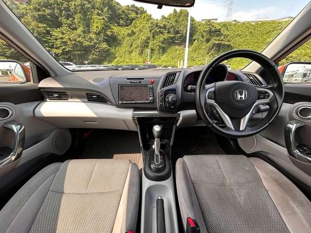 ＣＲ－Ｚ １．５アルファ　ワンオーナー！禁煙車！オートクルーズコントロール！純正ＨＤＤナビ！バックモニター！フルセグＴＶ！ＥＴＣ！スマートキー！アイドリングストップ！横滑り防止装置！ＨＩＤヘッドライト！１６インチアルミホイール（28枚目）