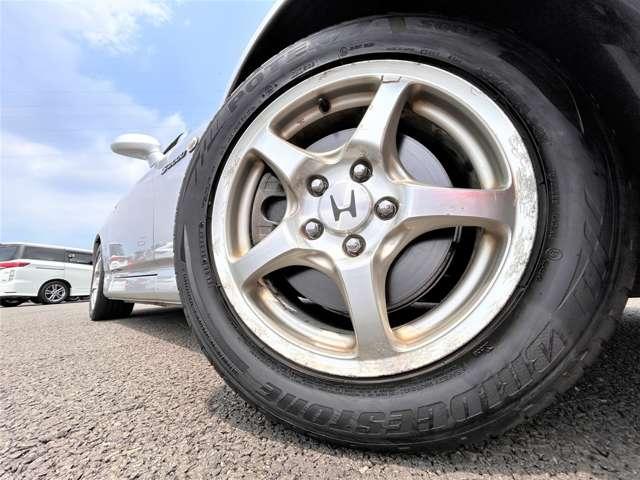 Ｓ２０００ ２．０　２名　６速ＭＴ！ＤＶＤナビ！オーディオデッキ！ＣＤ＆ＭＤ！ＥＴＣ！キーレス！プッシュスタート！シガーソケット！本革シート！ＨＩＤヘッドライト！フォグランプ！純正１６インチアルミホール！マニュアルエアコン！（11枚目）