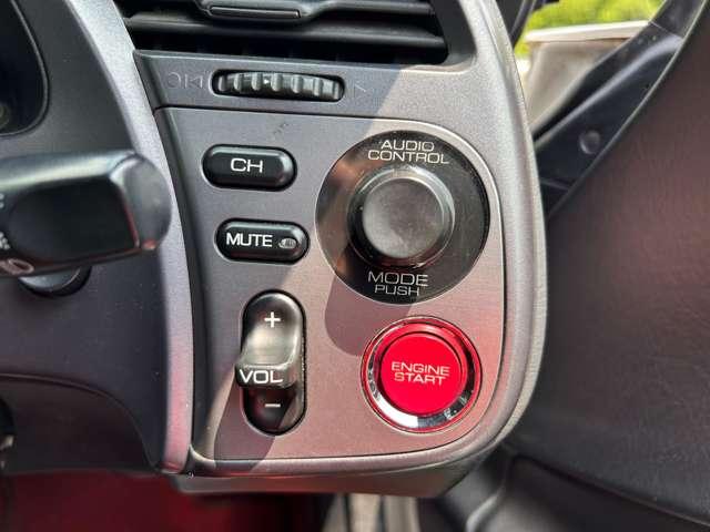 Ｓ２０００ ２．０　２名　６速ＭＴ！ＤＶＤナビ！オーディオデッキ！ＣＤ＆ＭＤ！ＥＴＣ！キーレス！プッシュスタート！シガーソケット！本革シート！ＨＩＤヘッドライト！フォグランプ！純正１６インチアルミホール！マニュアルエアコン！（42枚目）