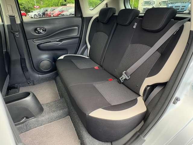 ノート １．２　Ｘ　ＤＩＧ－Ｓ　５名　禁煙車！衝突被害軽減ブレーキ！メモリーナビ！バックモニター！Ｂｌｕｅｔｏｏｔｈ対応！ＥＴＣ！スマートキー＆プッシュスタート！アイドリングストップ！横滑り防止装置！レーンキープアシスト！オートライト！（20枚目）