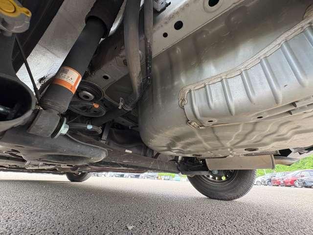 ノート １．２　Ｘ　ＤＩＧ－Ｓ　５名　禁煙車！衝突被害軽減ブレーキ！メモリーナビ！バックモニター！Ｂｌｕｅｔｏｏｔｈ対応！ＥＴＣ！スマートキー＆プッシュスタート！アイドリングストップ！横滑り防止装置！レーンキープアシスト！オートライト！（29枚目）