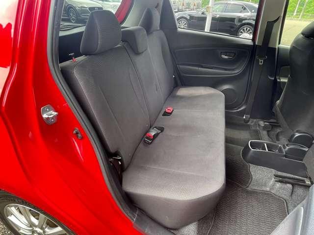 ヴィッツ １．３Ｕ　４ＷＤ　ワンオーナー！４ＷＤ！禁煙車！メモリーナビ！バックカメラ！Ｂｌｕｅｔｏｏｔｈオーディオ！フルセグＴＶ！ＥＴＣ！パワステ！シートヒーター！スマートキー＆プッシュスタート！横滑り防止装置！１５インチＡＷ！（16枚目）