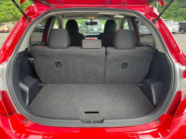 ヴィッツ １．３Ｕ　４ＷＤ　ワンオーナー！４ＷＤ！禁煙車！メモリーナビ！バックカメラ！Ｂｌｕｅｔｏｏｔｈオーディオ！フルセグＴＶ！ＥＴＣ！パワステ！シートヒーター！スマートキー＆プッシュスタート！横滑り防止装置！１５インチＡＷ！（20枚目）