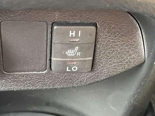 ヴィッツ １．３Ｕ　４ＷＤ　ワンオーナー！４ＷＤ！禁煙車！メモリーナビ！バックカメラ！Ｂｌｕｅｔｏｏｔｈオーディオ！フルセグＴＶ！ＥＴＣ！パワステ！シートヒーター！スマートキー＆プッシュスタート！横滑り防止装置！１５インチＡＷ！（36枚目）