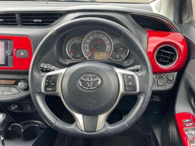 ヴィッツ １．３Ｕ　４ＷＤ　ワンオーナー！４ＷＤ！禁煙車！メモリーナビ！バックカメラ！Ｂｌｕｅｔｏｏｔｈオーディオ！フルセグＴＶ！ＥＴＣ！パワステ！シートヒーター！スマートキー＆プッシュスタート！横滑り防止装置！１５インチＡＷ！（41枚目）