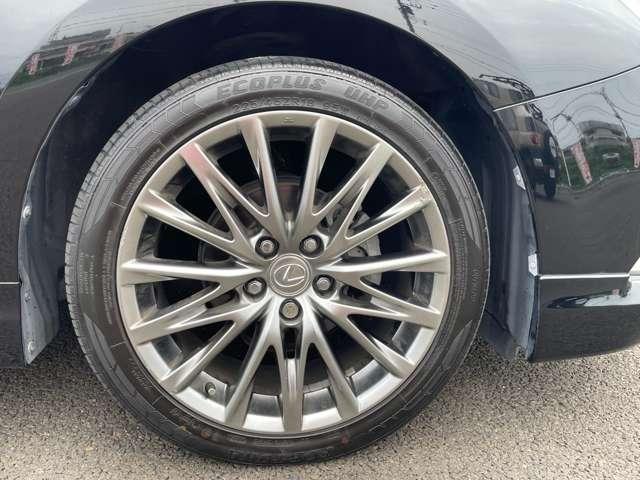 ＨＳ ２５０ＨＳ２５０ｈ　バージョンＩ　５名　禁煙車！衝突被害軽減ブレーキ！クルーズコントロール！メモリーナビ！バックモニター！Ｂｌｕｅｔｏｏｔｈオーディオ！ワンセグＴＶ！ＥＴＣ！！オートライト！シートヒーター！スマートキー＆プッシュスタート！（11枚目）