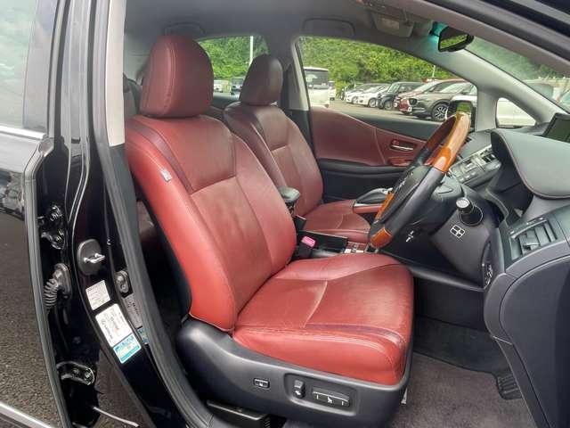 ＨＳ ２５０ＨＳ２５０ｈ　バージョンＩ　５名　禁煙車！衝突被害軽減ブレーキ！クルーズコントロール！メモリーナビ！バックモニター！Ｂｌｕｅｔｏｏｔｈオーディオ！ワンセグＴＶ！ＥＴＣ！！オートライト！シートヒーター！スマートキー＆プッシュスタート！（15枚目）