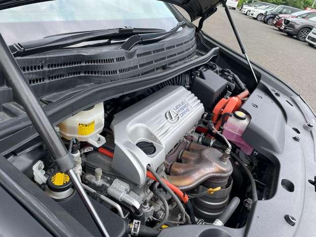 ＨＳ ２５０ＨＳ２５０ｈ　バージョンＩ　５名　禁煙車！衝突被害軽減ブレーキ！クルーズコントロール！メモリーナビ！バックモニター！Ｂｌｕｅｔｏｏｔｈオーディオ！ワンセグＴＶ！ＥＴＣ！！オートライト！シートヒーター！スマートキー＆プッシュスタート！（27枚目）