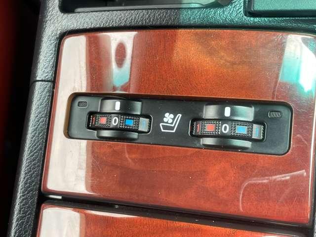 ＨＳ ２５０ＨＳ２５０ｈ　バージョンＩ　５名　禁煙車！衝突被害軽減ブレーキ！クルーズコントロール！メモリーナビ！バックモニター！Ｂｌｕｅｔｏｏｔｈオーディオ！ワンセグＴＶ！ＥＴＣ！！オートライト！シートヒーター！スマートキー＆プッシュスタート！（41枚目）