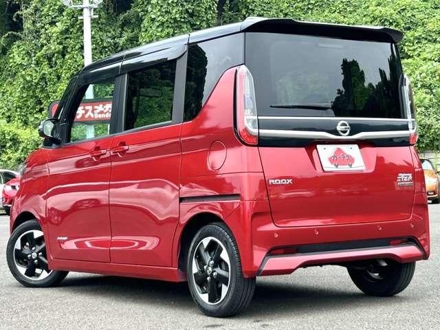ルークス ６６０ハイウェイスター　Ｘ　プロパイロットエディション　４名　禁煙車！衝突被害軽減ブレーキ！アダプティブクルーズコントロール！両側パワースライドドア！全方位カメラ！メモリーナビ！Ｂｌｕｅｔｏｏｔｈオーディオ！フルセグＴＶ！ＥＴＣ！スマートキー＆プッシュスタート！（6枚目）
