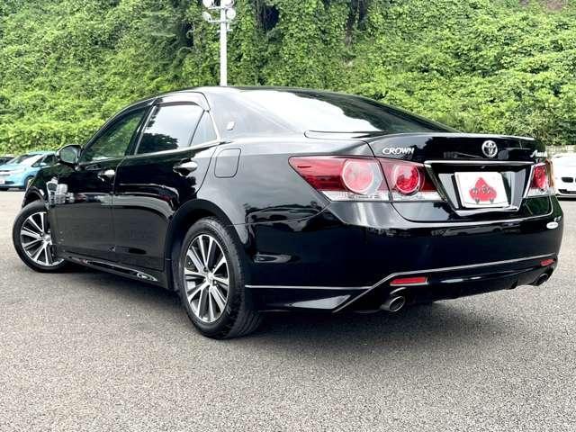 クラウン アスリート２．０Ｓ－Ｔ　５名　禁煙！衝突被害軽減ブレーキ！アダプティブクルーズコントロール！サンルーフ！メモリーナビ！バックカメラ！ＢＴオーディオ！ワンセグＴＶ！パワーシート！ＥＴＣ！オートライト！スマートキー＆プッシュスタート！（5枚目）