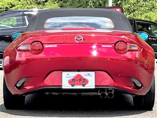 ロードスター １．５Ｓレザーパッケージ　ホワイトセレクション　２名　６速ＭＴ！禁煙車！衝突被害軽減ブレーキ！クルーズコントロール！ＢＯＳＥサウンドシステム！メモリーナビ！バックカメラ！Ｂｌｕｅｔｏｏｔｈ！フルセグＴＶ！ＥＴＣ！シートヒーター！スマートキー！キーレス！（7枚目）