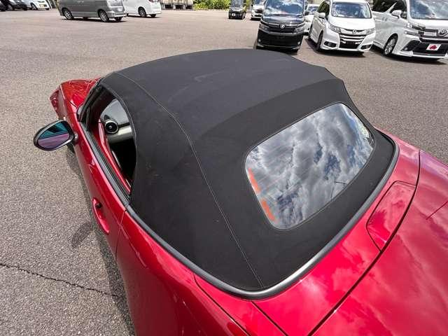 ロードスター １．５Ｓレザーパッケージ　ホワイトセレクション　２名　６速ＭＴ！禁煙車！衝突被害軽減ブレーキ！クルーズコントロール！ＢＯＳＥサウンドシステム！メモリーナビ！バックカメラ！Ｂｌｕｅｔｏｏｔｈ！フルセグＴＶ！ＥＴＣ！シートヒーター！スマートキー！キーレス！（16枚目）