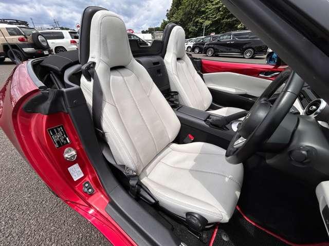 ロードスター １．５Ｓレザーパッケージ　ホワイトセレクション　２名　６速ＭＴ！禁煙車！衝突被害軽減ブレーキ！クルーズコントロール！ＢＯＳＥサウンドシステム！メモリーナビ！バックカメラ！Ｂｌｕｅｔｏｏｔｈ！フルセグＴＶ！ＥＴＣ！シートヒーター！スマートキー！キーレス！（18枚目）