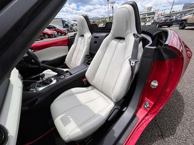 ロードスター １．５Ｓレザーパッケージ　ホワイトセレクション　２名　６速ＭＴ！禁煙車！衝突被害軽減ブレーキ！クルーズコントロール！ＢＯＳＥサウンドシステム！メモリーナビ！バックカメラ！Ｂｌｕｅｔｏｏｔｈ！フルセグＴＶ！ＥＴＣ！シートヒーター！スマートキー！キーレス！（19枚目）