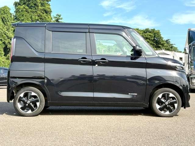 ルークス ６６０ハイウェイスター　Ｘ　４ＷＤ　４名　１オーナー！４ＷＤ！禁煙車！衝突被害軽減ブレーキ！全方位モニター！純正ナビ！ＢＴオーディオ！フルセグＴＶ！ＥＴＣ２．０！片側パワースライドドア！オートライト！シートヒーター！スマートキー！キーレス！（8枚目）