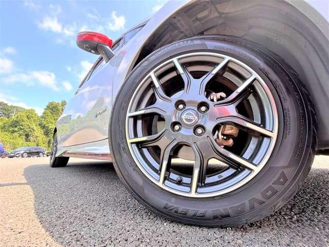 ノート ｅ－パワーニスモ　禁煙車／インテリジェントエマージェンシーブレーキ／車線逸脱警報／純正ナビ／フルセグＴＶ／ＤＶＤ／Ｂｌｕｅｔｏｏｔｈ対応／インテリジェントアラウンドビューモニター＆ルームミラー／ＬＥＤヘッドライト／（11枚目）